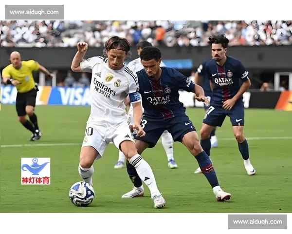 世俱杯焦点战:巴黎 4-0 横扫马竞,登贝莱伤缺无碍欧冠冠军强势开局 世俱杯焦点战:巴黎 4-0 横扫马竞,登贝莱伤缺无碍欧冠冠军强势开局
