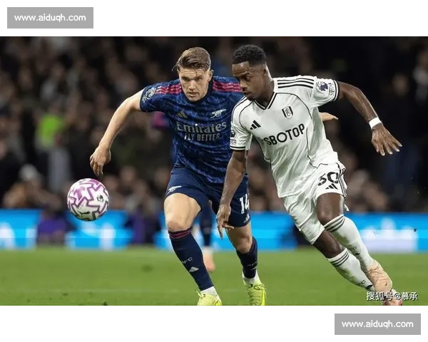 希勒:塞斯科需打磨潜力,纽卡应借维萨英超经验破局 希勒:塞斯科需打磨潜力,纽卡应借维萨英超经验破局